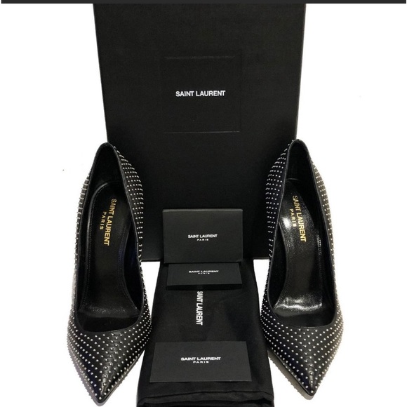 Saint Laurent Opyum 110
YSL Logo Heel Leather Pump with Studs. - Picture 5 of 7